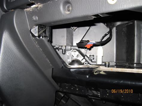 Turn ignition key to the on position and turn on the HVAC system. . 2011 jeep grand cherokee blend door actuator reset